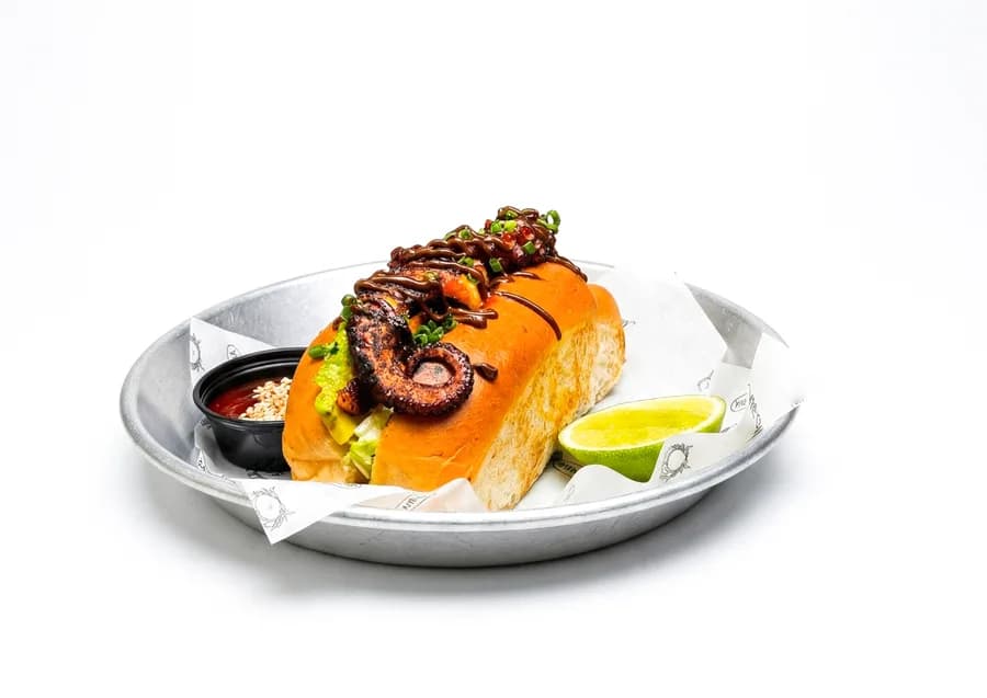 Pulpo Roll